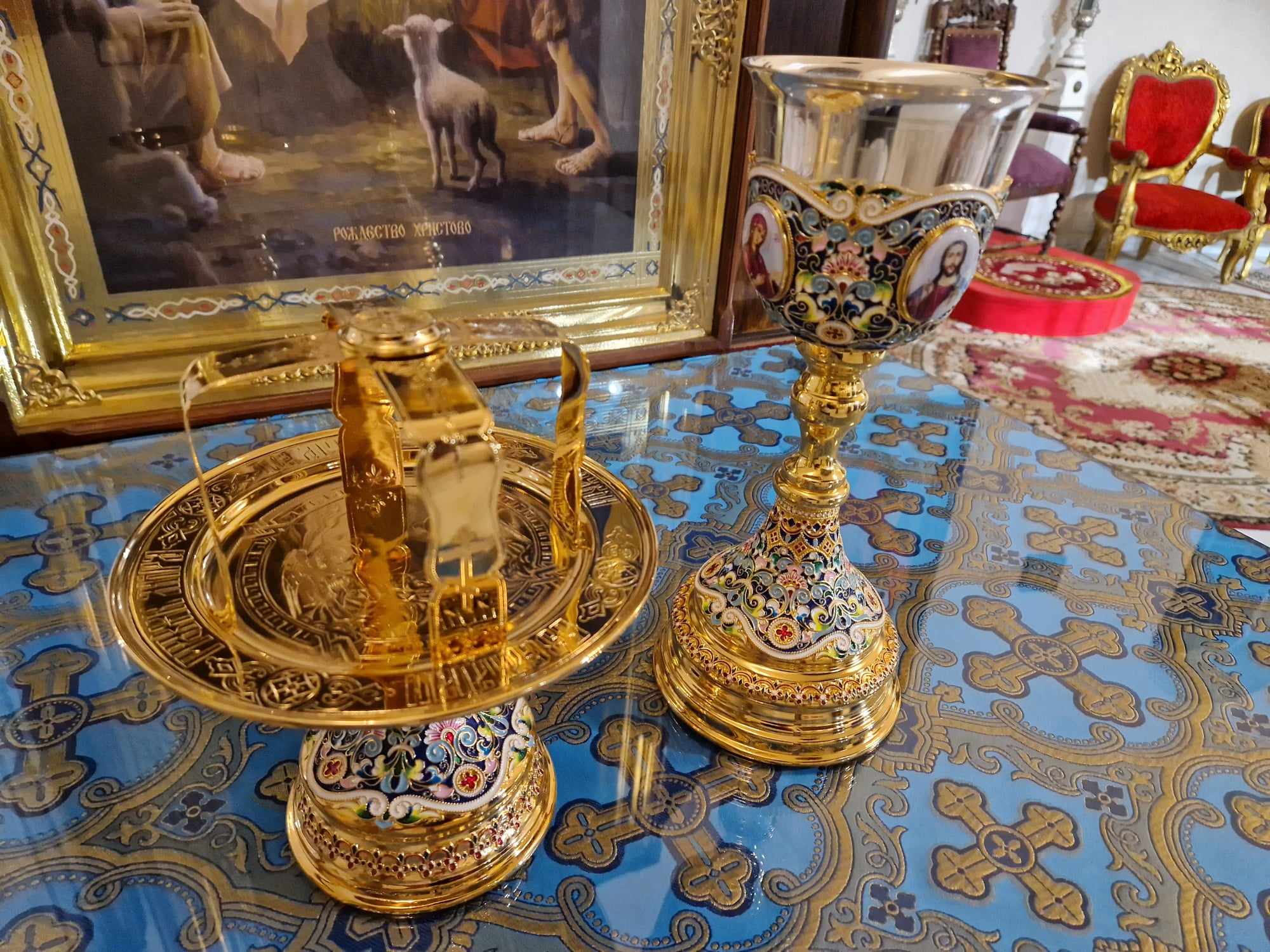 Nowe utensylia liturgiczne
