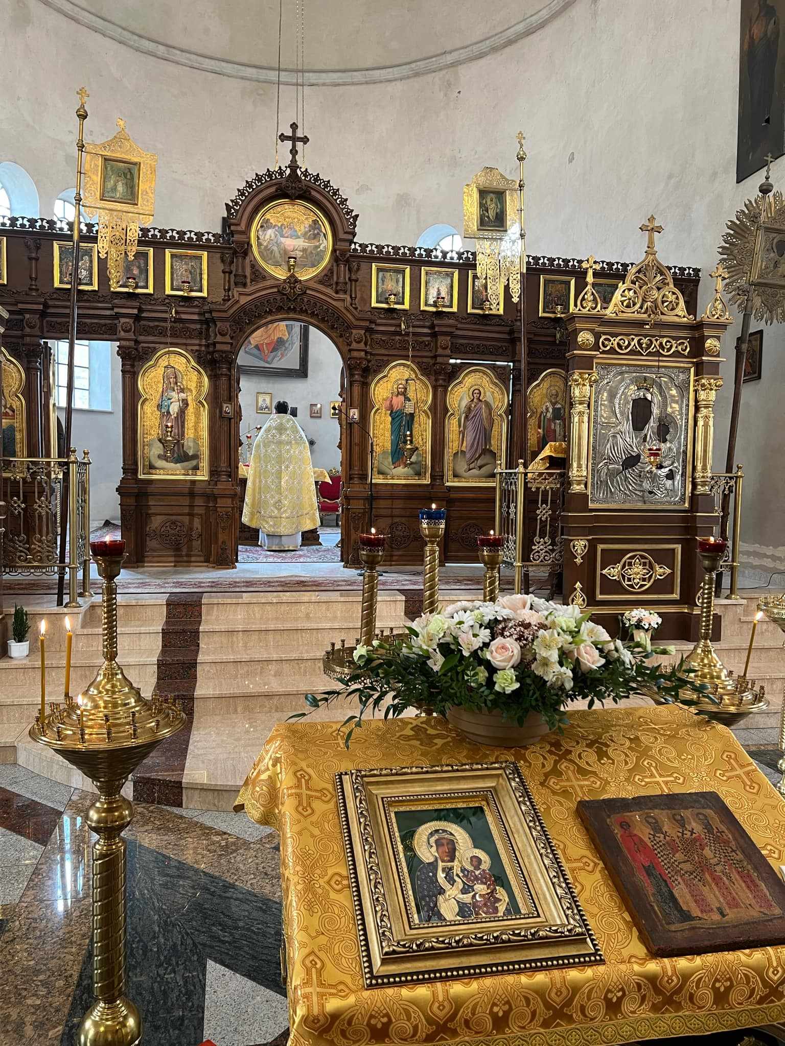 Trzech Świętych Hierarchów – Święta Liturgia