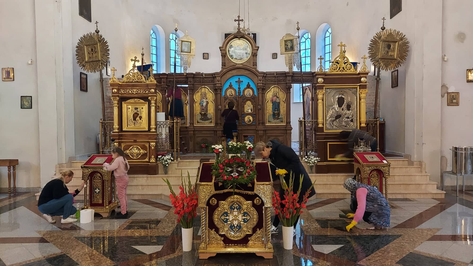 Sprzątanie naszej cerkwi