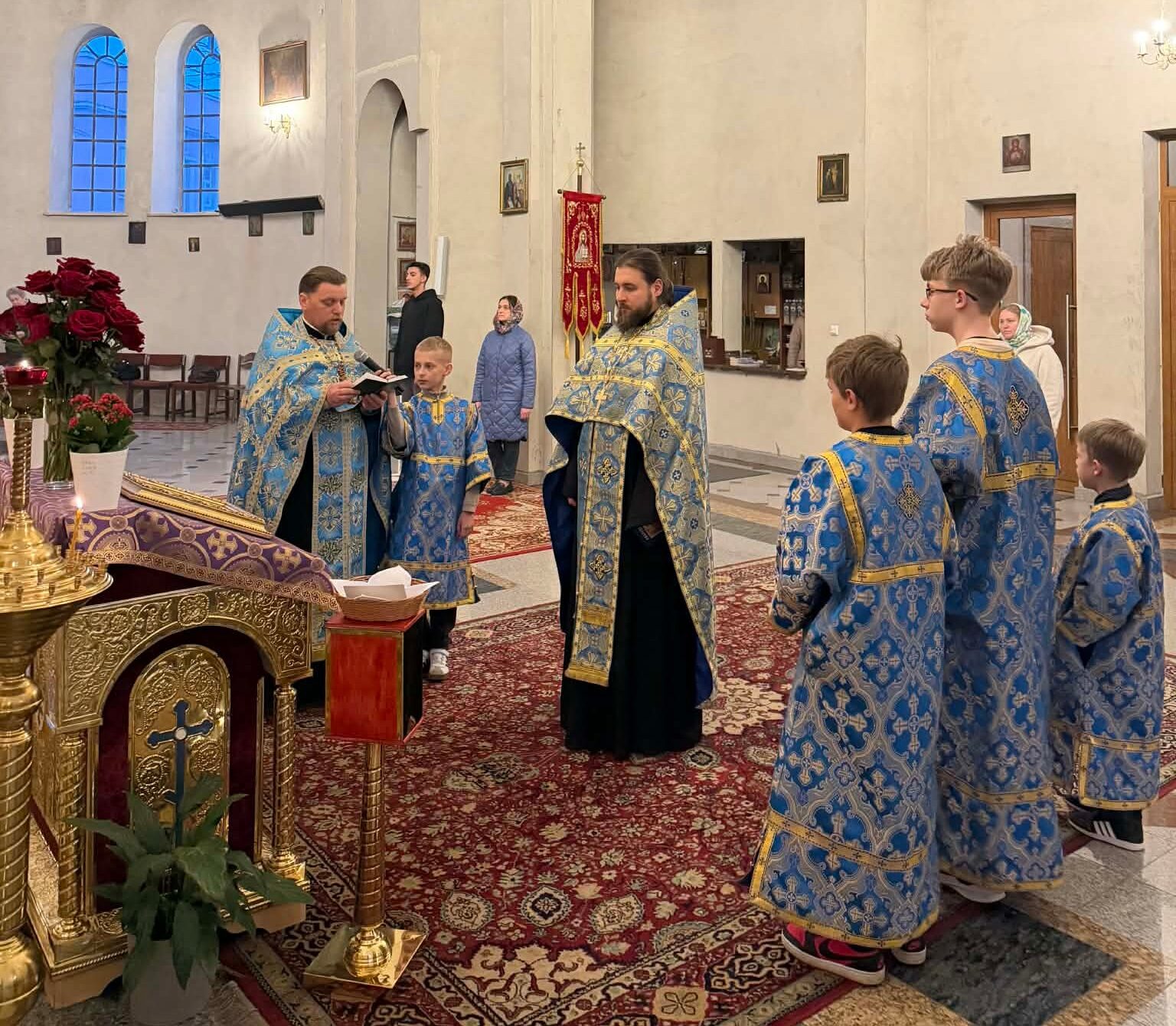 Jutrznia z czytaniem Akatystu Zwiastowania Bogurodzicy