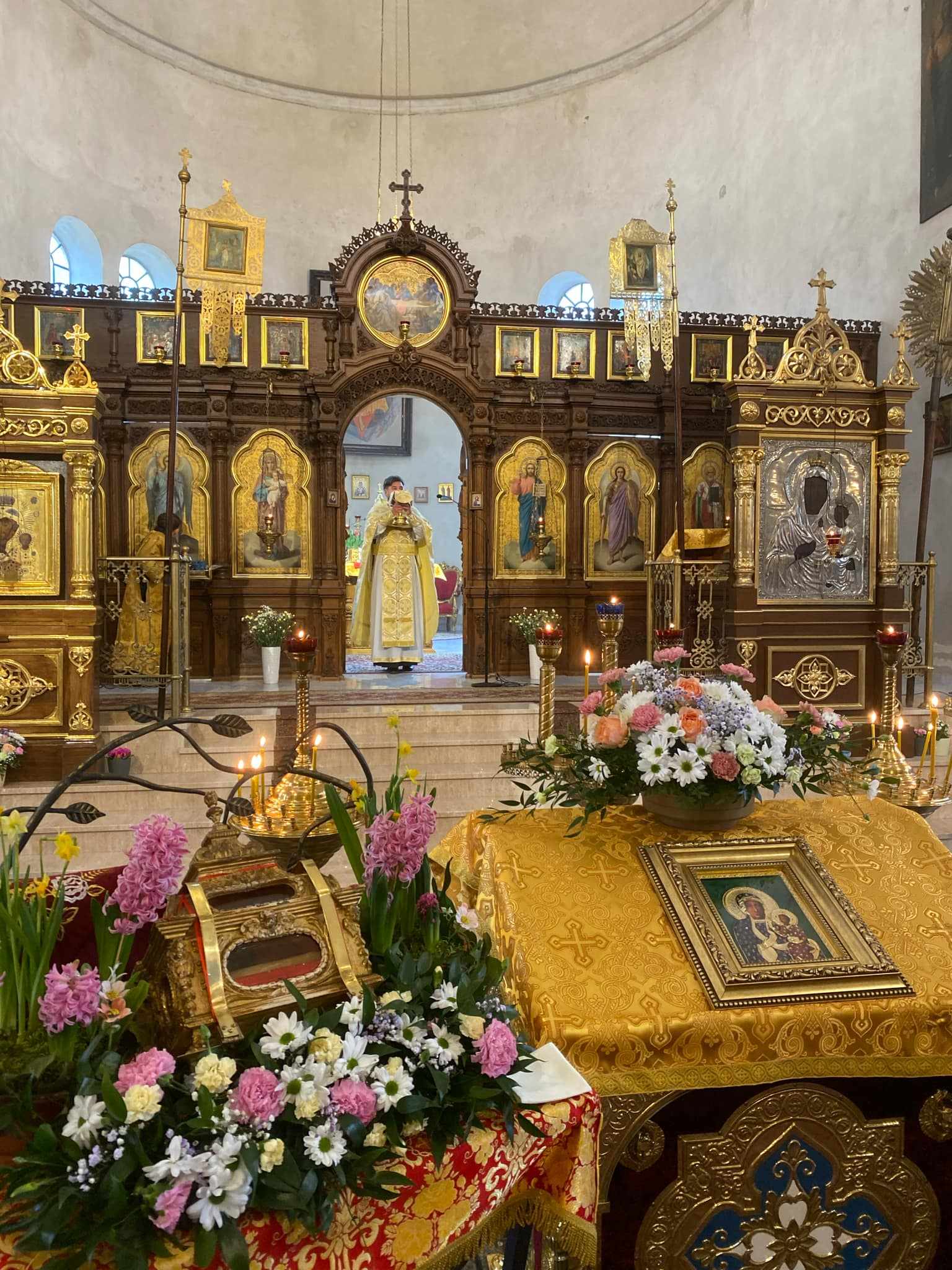 Święta Liturgia i Panichida