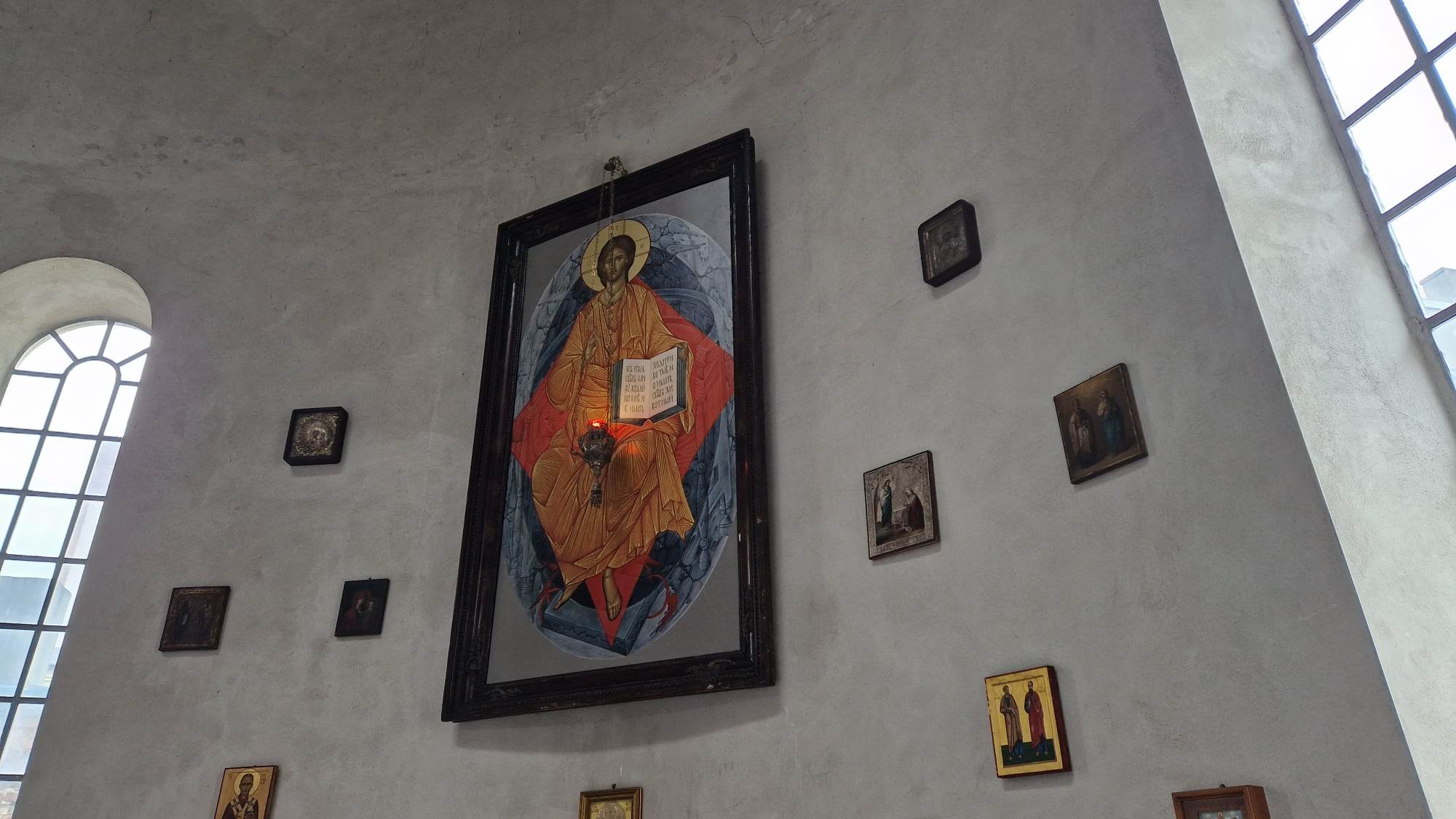 Nowa ikona w prezbiterium