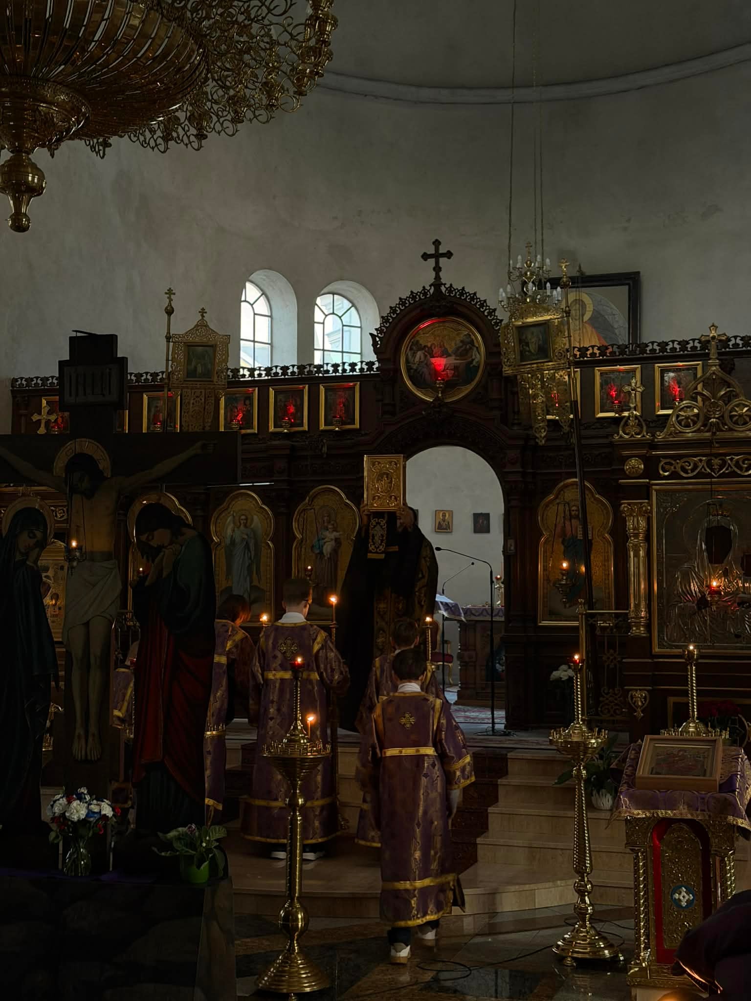 15 Antyfon jutrzni Wielkiego Piątku